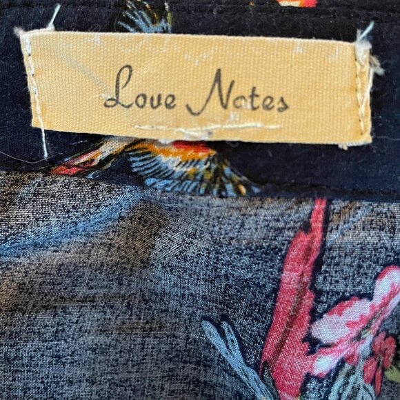 Love Notes Tropical Parrot Print Shirt | Tie Waist | Vibrant & Breezy - Small - Picture 4 of 4